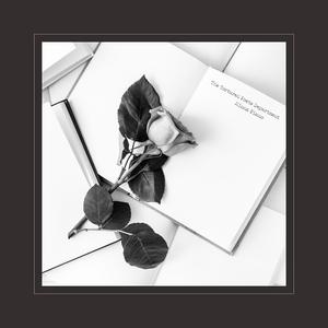 tickling欧美半黄半挠
